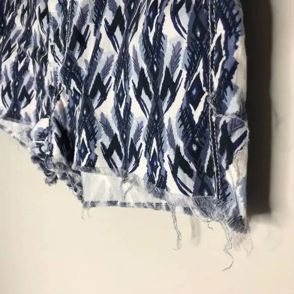 Rock & Republic Lolita Tribal Blue Demin Shorts - Picture 2 of 6